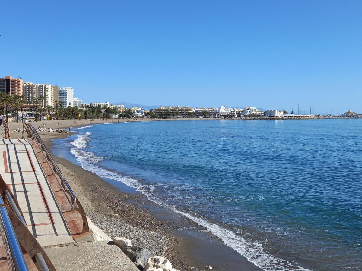 Beachfront Apartment Diana 2 Benalmadena Bagian luar foto