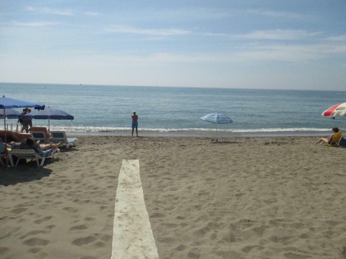 Beachfront Apartment Diana 2 Benalmadena Bagian luar foto