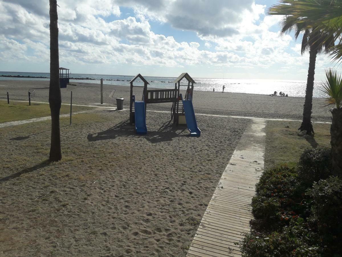Beachfront Apartment Diana 2 Benalmadena Bagian luar foto